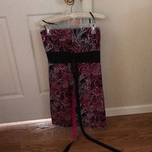 Very smart strapless dress